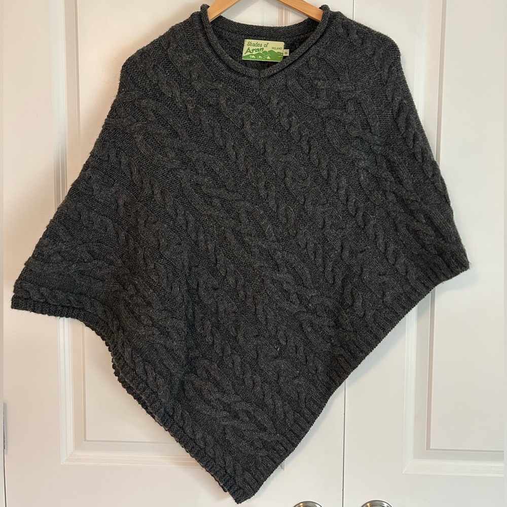 Shades of Aran poncho cable knit wool vintage gray Ireland Irish size M